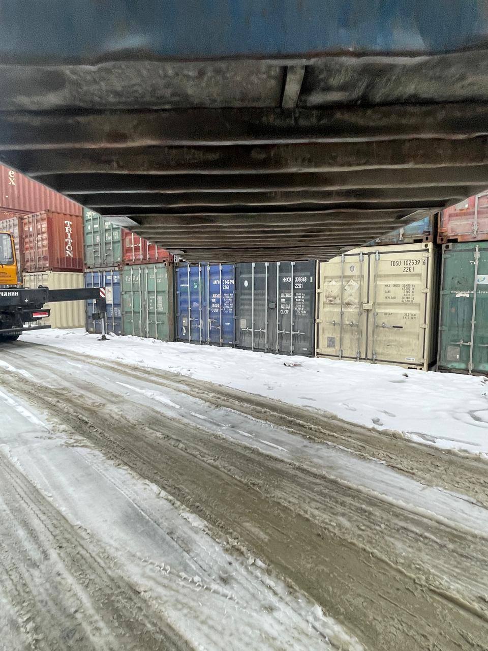 Морской контейнер AMFU3204969